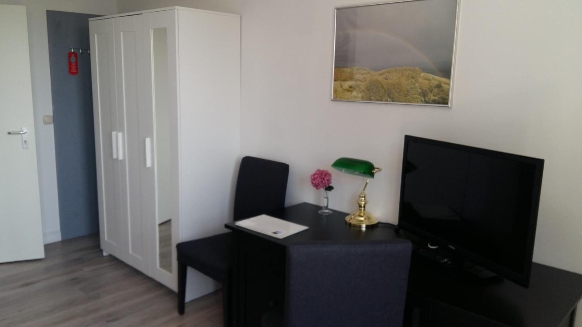 Zum Rebhang Bed & Breakfast Oestrich-Winkel Exteriör bild